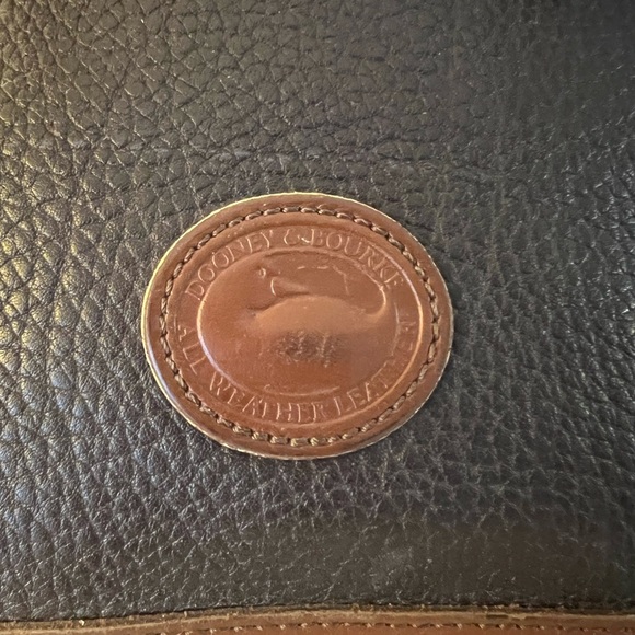 Dooney & Bourke Brown Leather Satchel with Structured Design - Picture 3 of 9